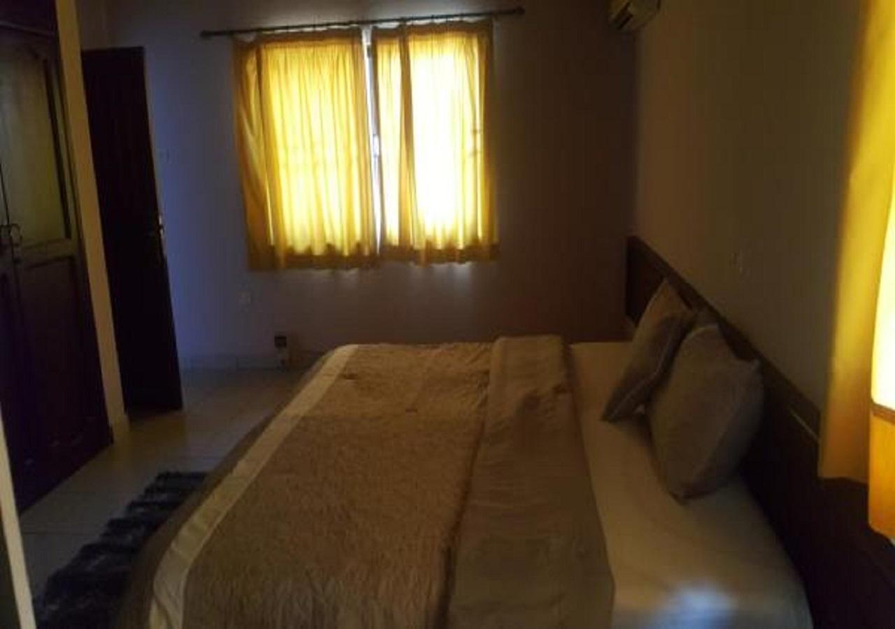 First Choice Hotel Акра Екстериор снимка